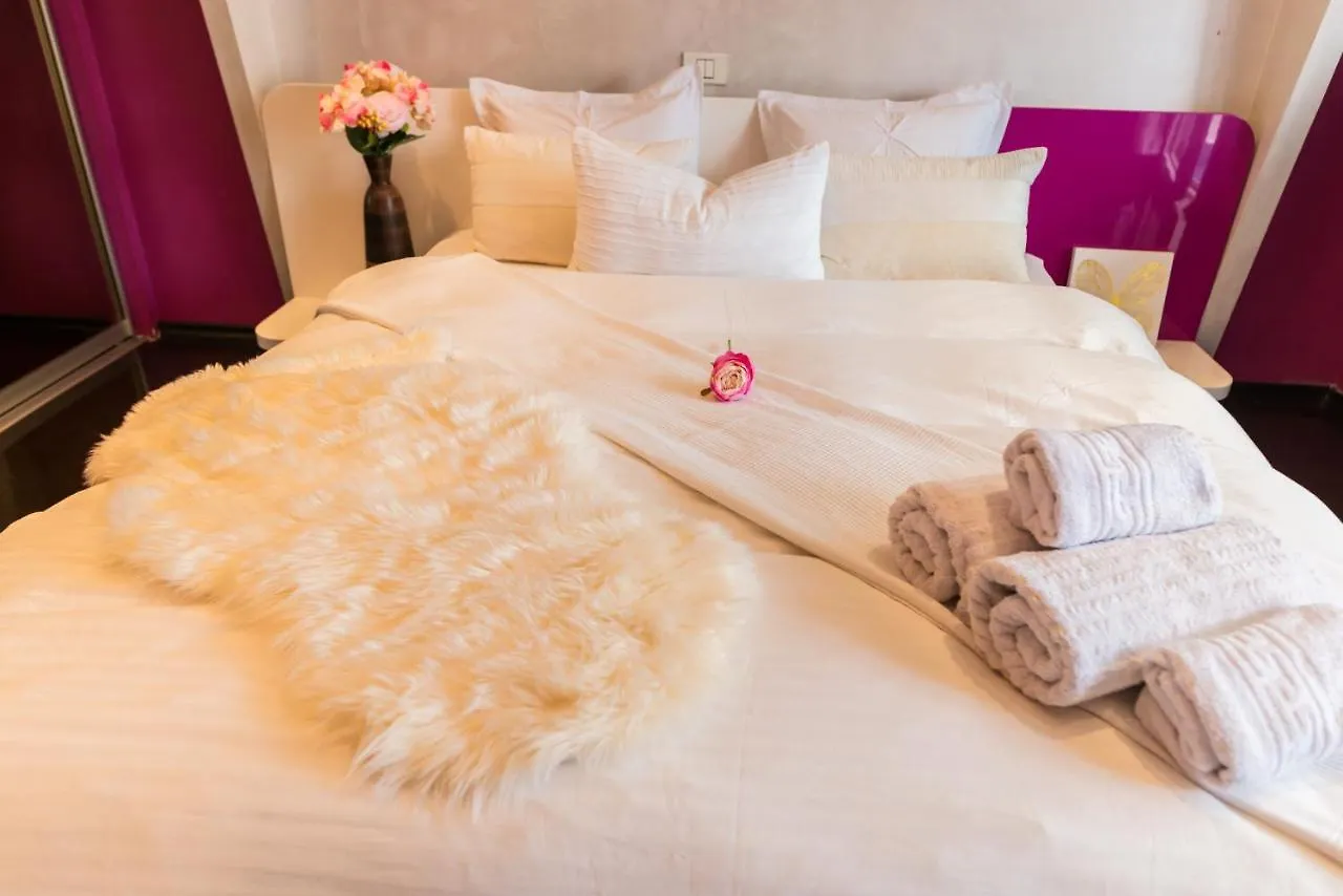 Lovely Apartment With Balcony Bucarest 0*,  Rumanía