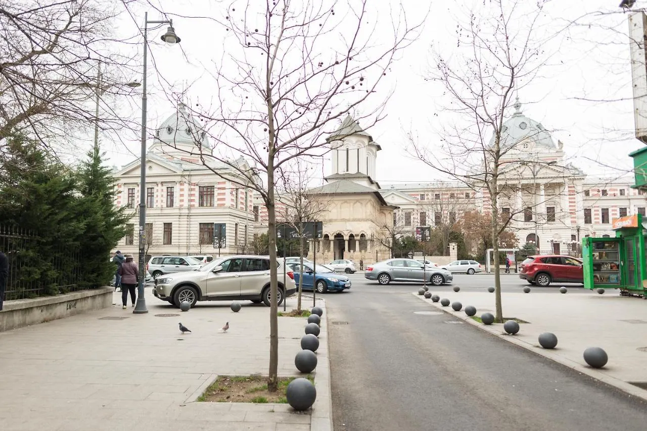 Lovely Apartment With Balcony Bucharest